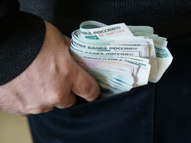 Чиновник Минздрава Челябинской области пойман на взятке в 10 тысяч