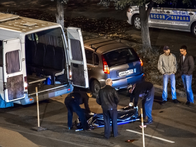 В Челябинске автомобиль сбил пешехода в процессе праздничного салюта