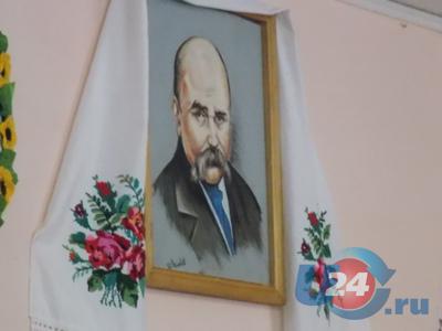 Златоустоувцы отметили 200-летие Тараса Шевченко