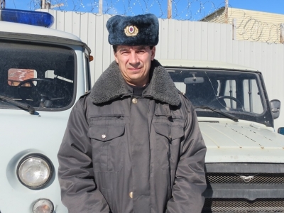 Сотрудник полиции спас жителя Сатки