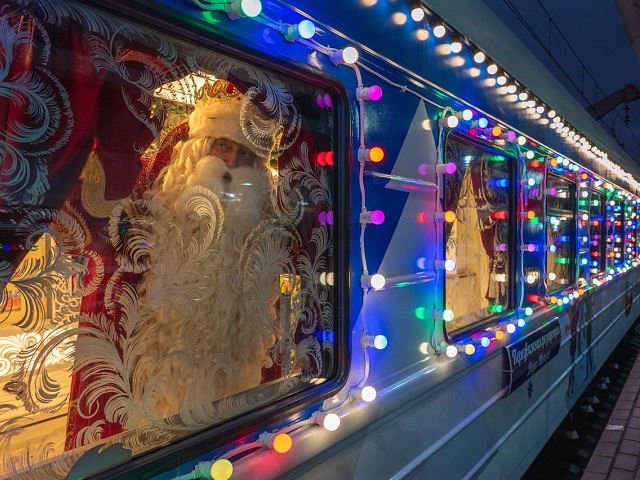 Поезд Деда Мороза продлит стоянку в Миассе на 3 часа