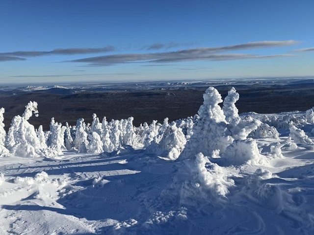 В горах Челябинской области образовался снежный панцирь 