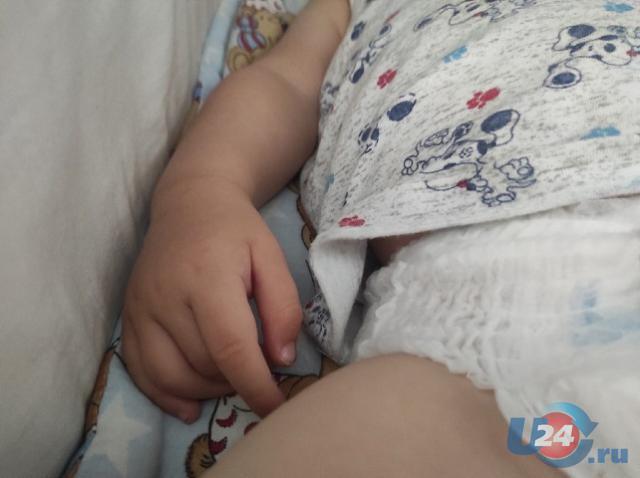 В южноуралськую больницу привезли малыша после процедуры обрезания крайней плоти на дому