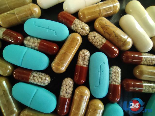 Минздрав утвердил список лекарств для продажи онлайн