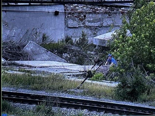 В Челябинской области подростки развлекались, кладя камни на рельсы перед поездом