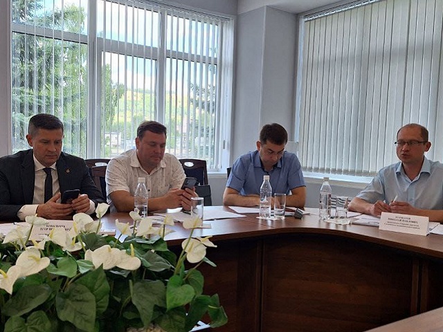 Глава Миасса и председатель Собрания депутатов приняли участие в заседании Ассоциации «Горный Урал»