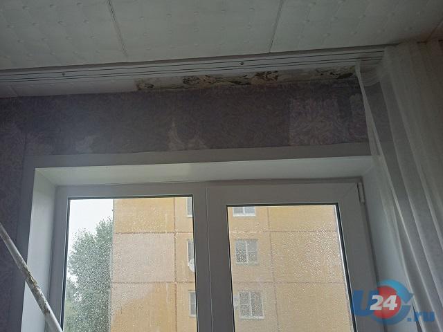 В Челябинске после ливня 1 августа затопило крыши 29 домов