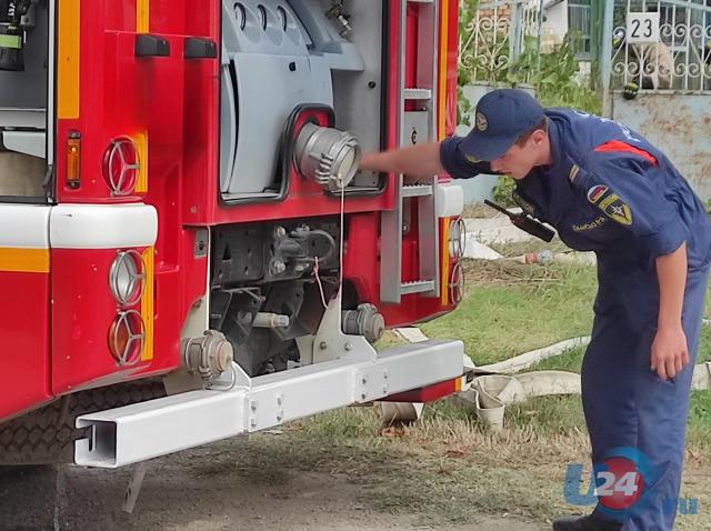 В Челябинской области огнеборцы спасли из пожара троих детей