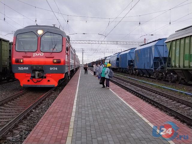 Пригородные поезда на ЮУЖД переходят на зимний график