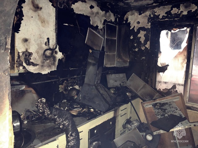 Житель Миасса отравился угарным газом во время пожара из-за неисправной вытяжки