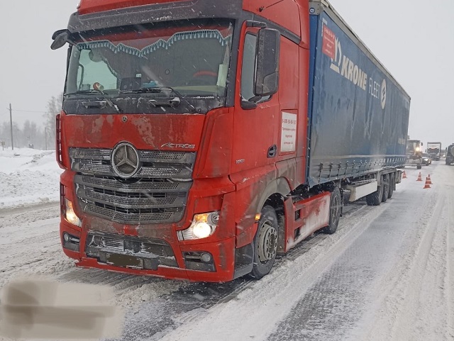 На Южном Урале большегруз насмерть сбил мужчину 