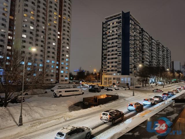 На Южном Урале школьник выпал с балкона 11 этажа