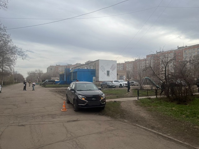 В Челябинской области автомобилистка на тротуаре сбила ребенка 