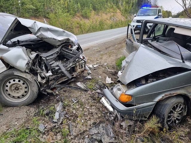 Четыре человека пострадали в ДТП на южноуральской трассе