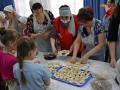 Глава Южноуральска провел в детском доме День пельменя