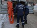 В Челябинской области спасатели помогли врачам донести 200-килограммового пациента до скорой
