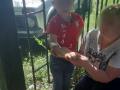 Прикован к забору: на Южном Урале школьник проткнул руку железкой