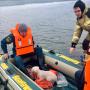 На Южном Урале спасли собаку, уплывшую на льдине на середину водоема 