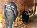 В Челябинской области рабочий сорвался в шахту лифта