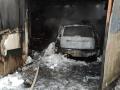 В Челябинской области мужчина получил ожоги, пытаясь спасти свои машины во время пожара