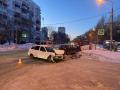Есть пострадавший: в Челябинске столкнулись две легковушки