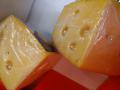 Южноуралец украл 48 кусков сыра из продуктового магазина