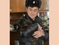 В Челябинской области полицейский спас собаку и трех кошек, запертых в квартире без еды и воды