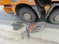 В Челябинской области восьмилетний велосипедист угодил под колеса грузовика