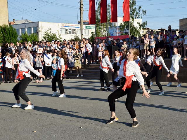 Школа 2 южноуральск фото